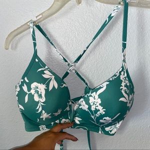 bikini top (I can bundle with bikini bottom)